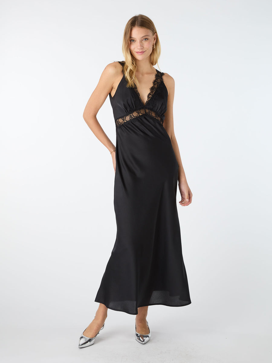 Aurelia | Dark Plum High-Neck Wrapped Maxi Dress With One-Cape Sleeve