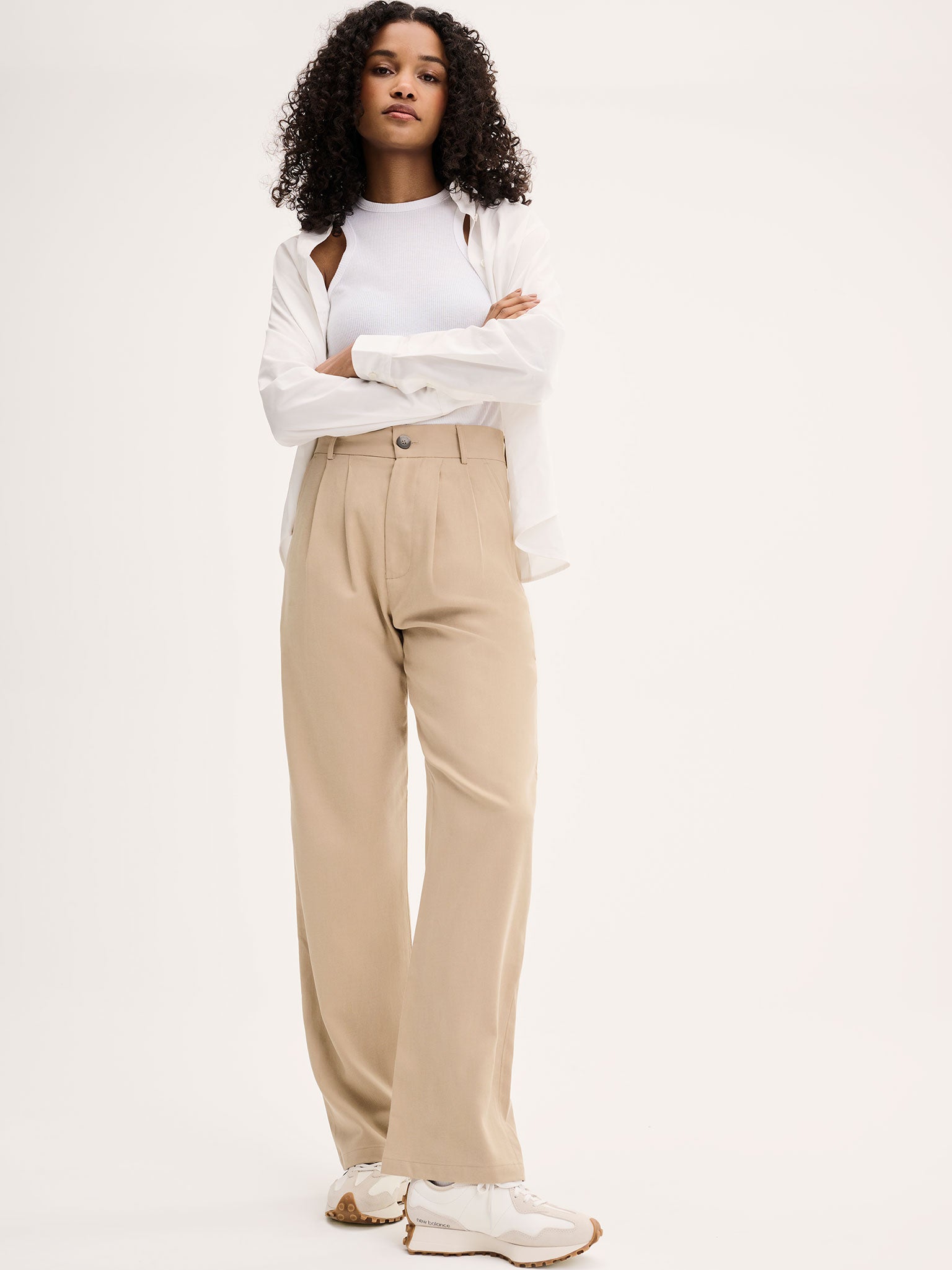 Cinnamon Relaxed Trousers in Beige Cotton/Tencel | OMNES