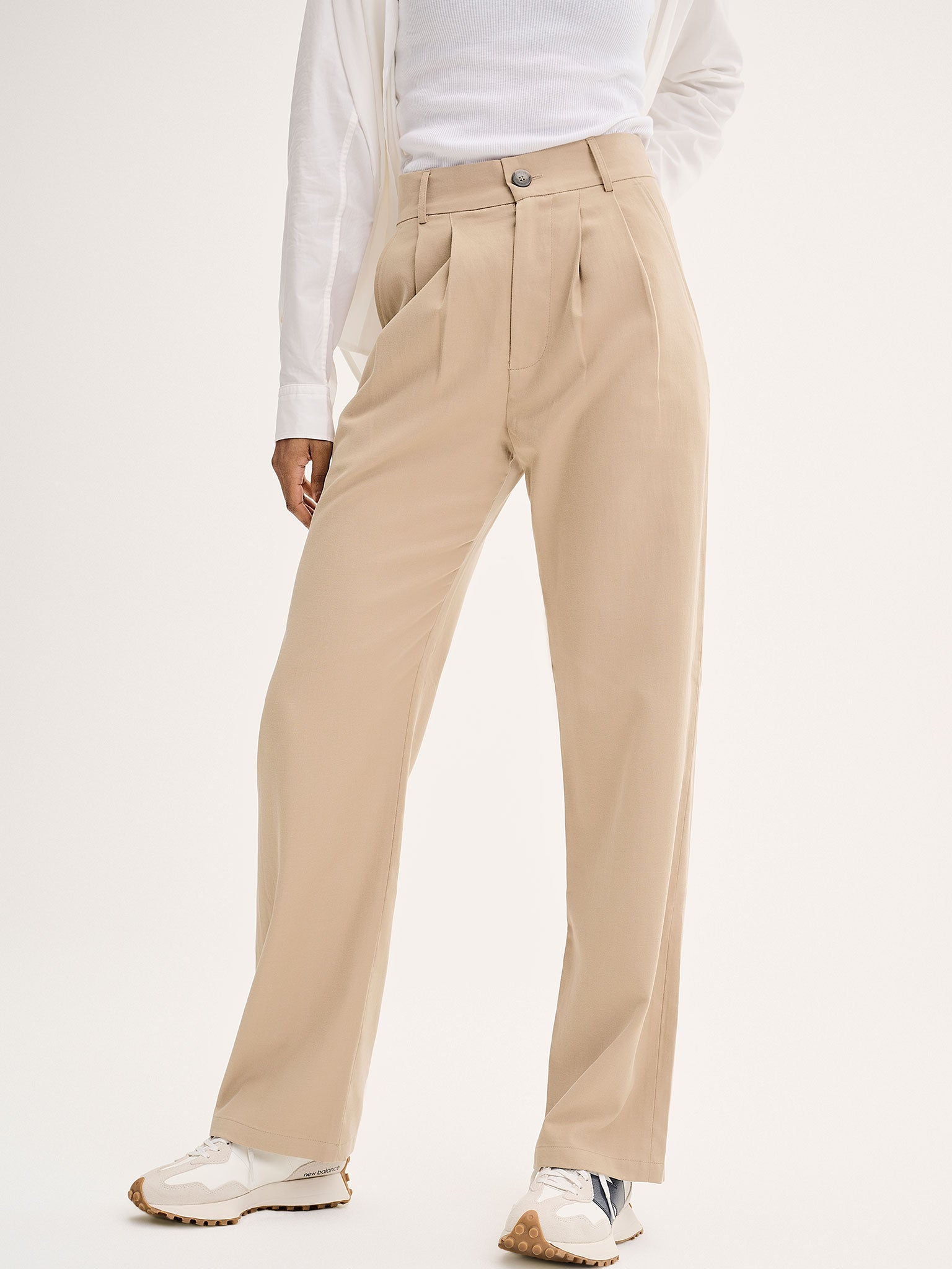 Cinnamon Relaxed Trousers in Beige Cotton/Tencel | OMNES