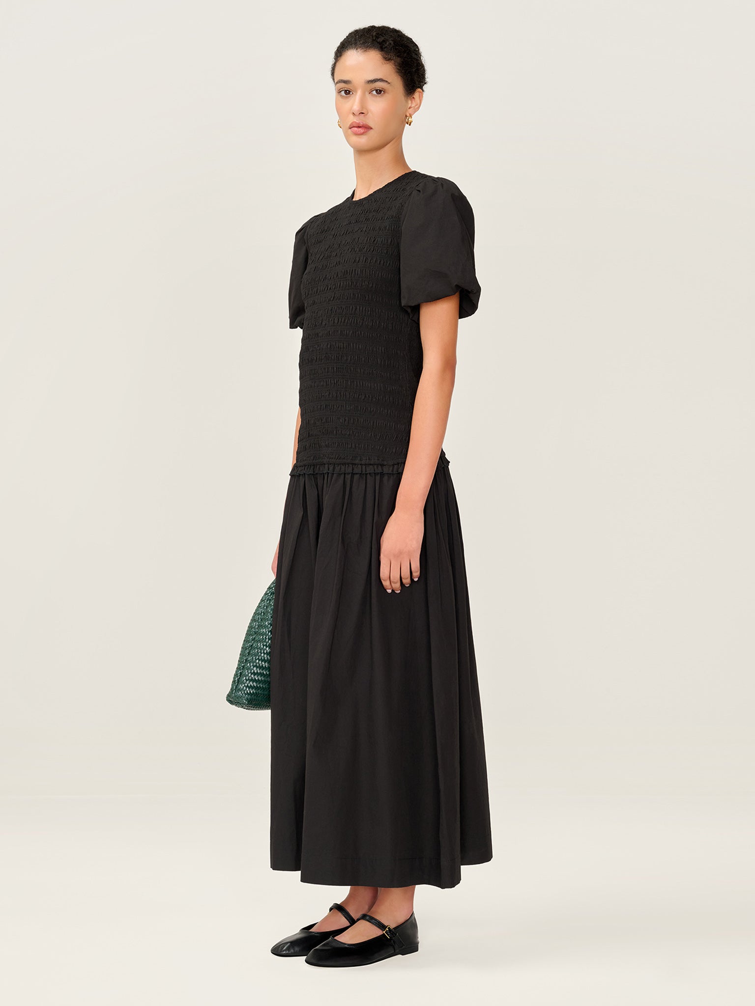 Aria Dress in Black – OMNES