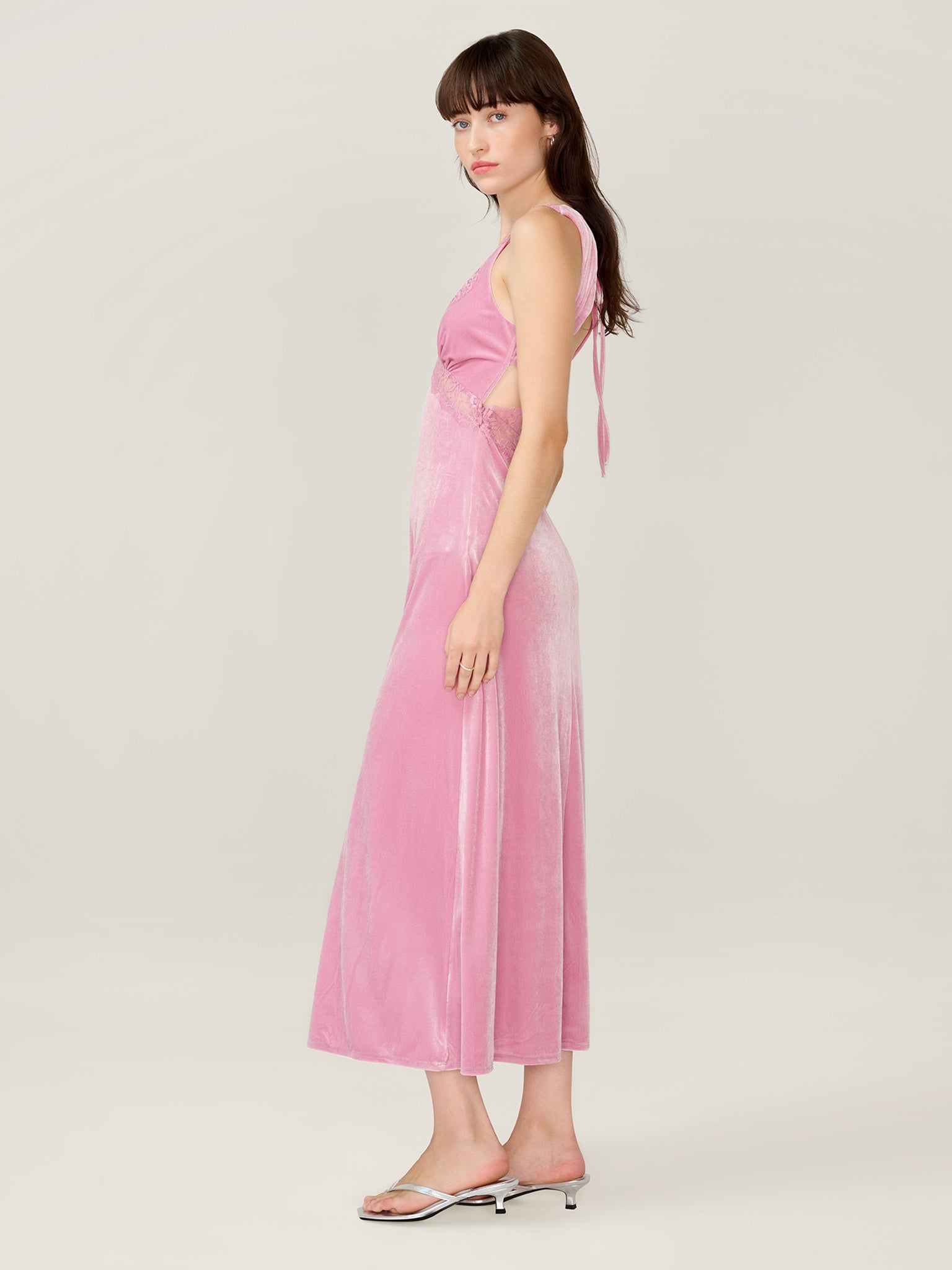 Aurelia Velvet Dress in Vintage Pink