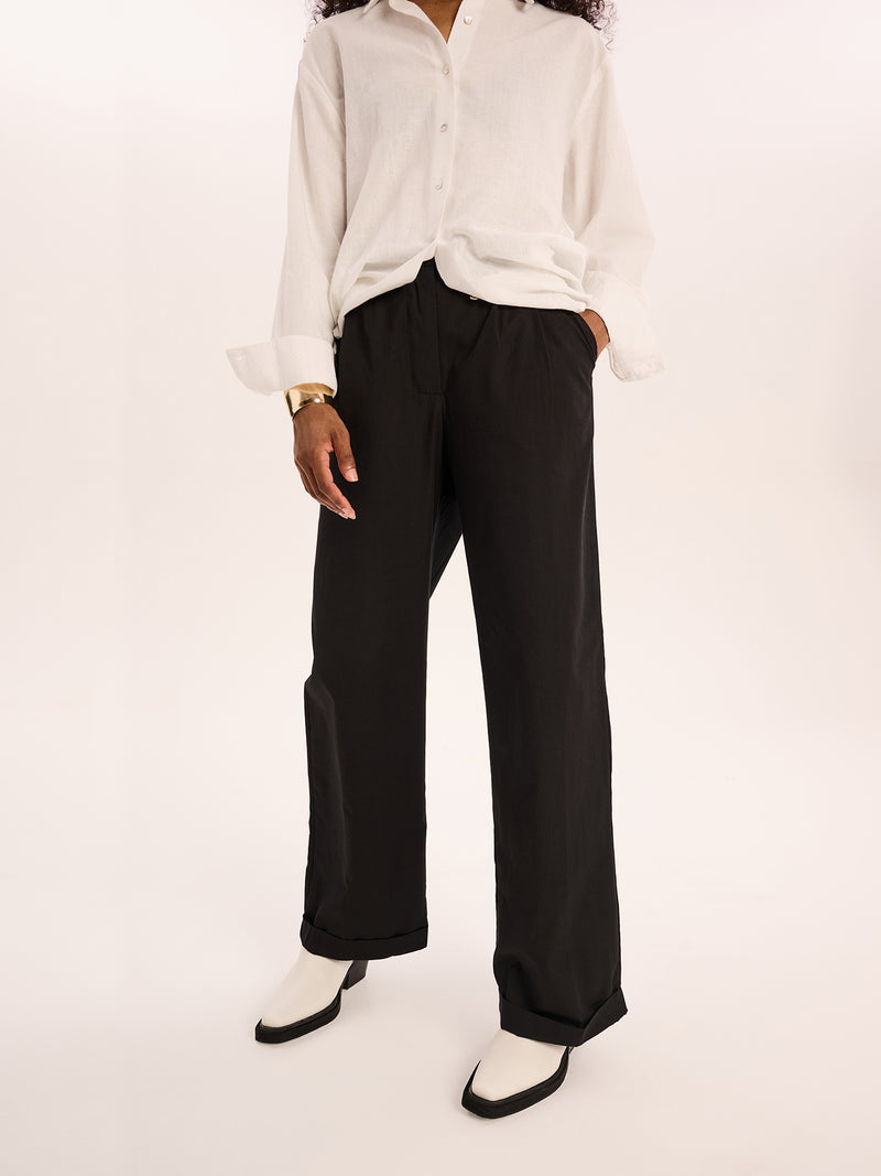 Candy Pleat Front Straight Leg Trouser in Black