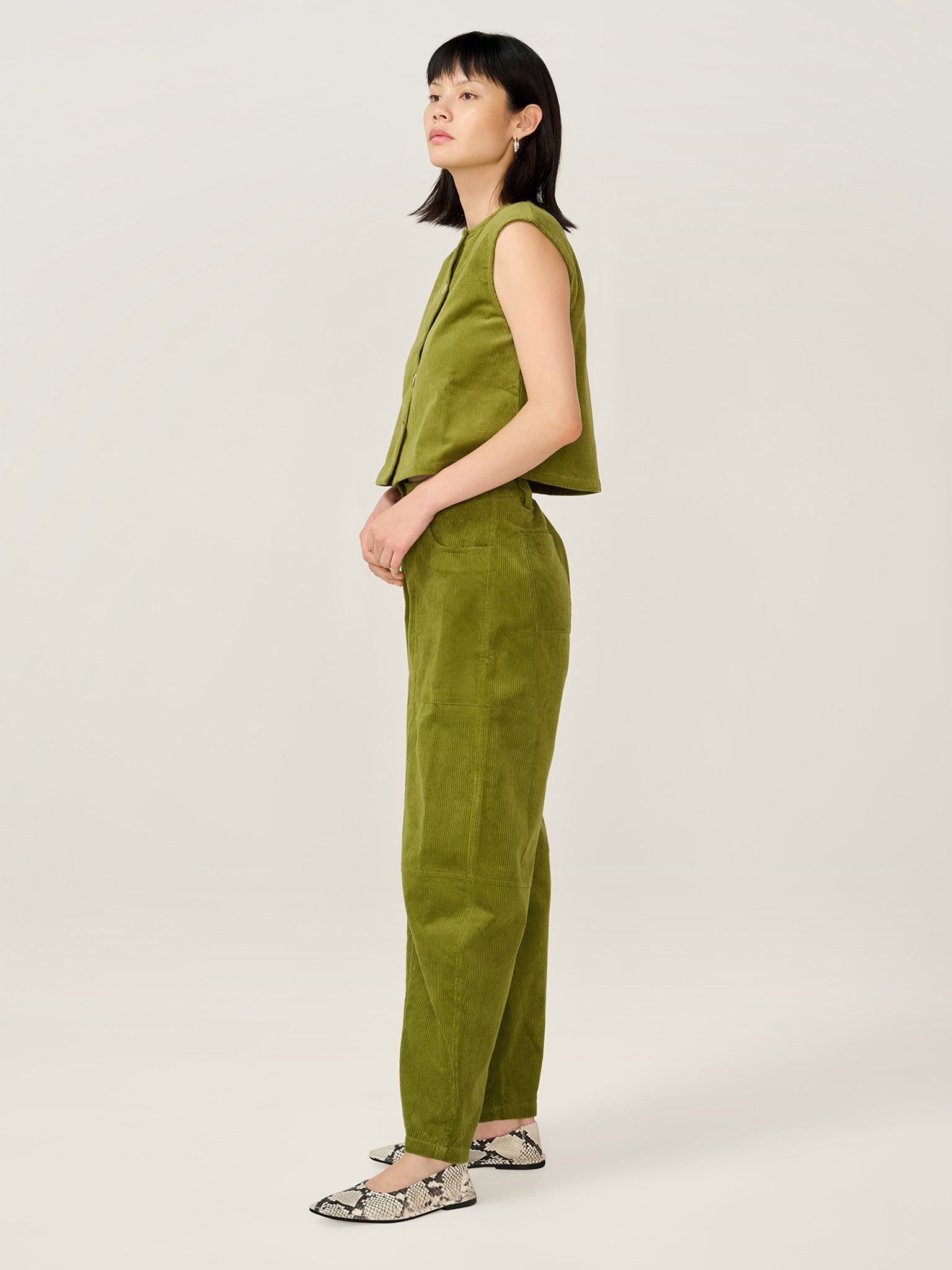 Kai Cord Trouser in Moss Green | OMNES | Ethical & Affordable