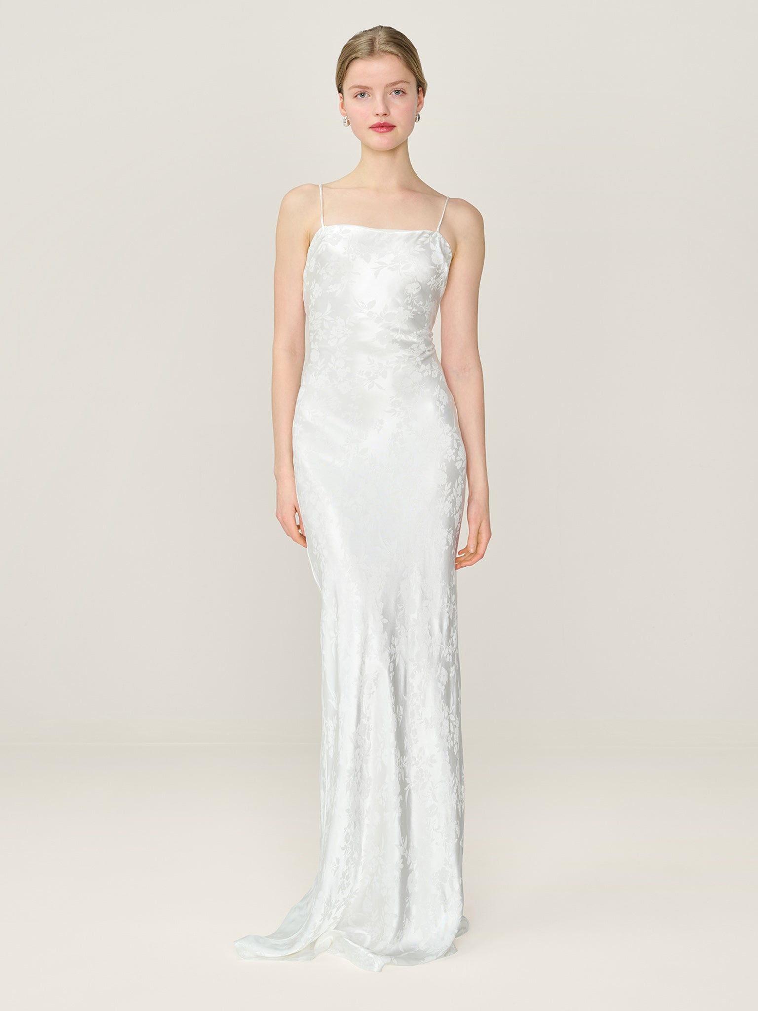 Mira Jacquard Dress in Ivory – OMNES