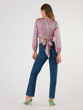 Load image into Gallery viewer, Jaliya Blouse in Pink Floral
