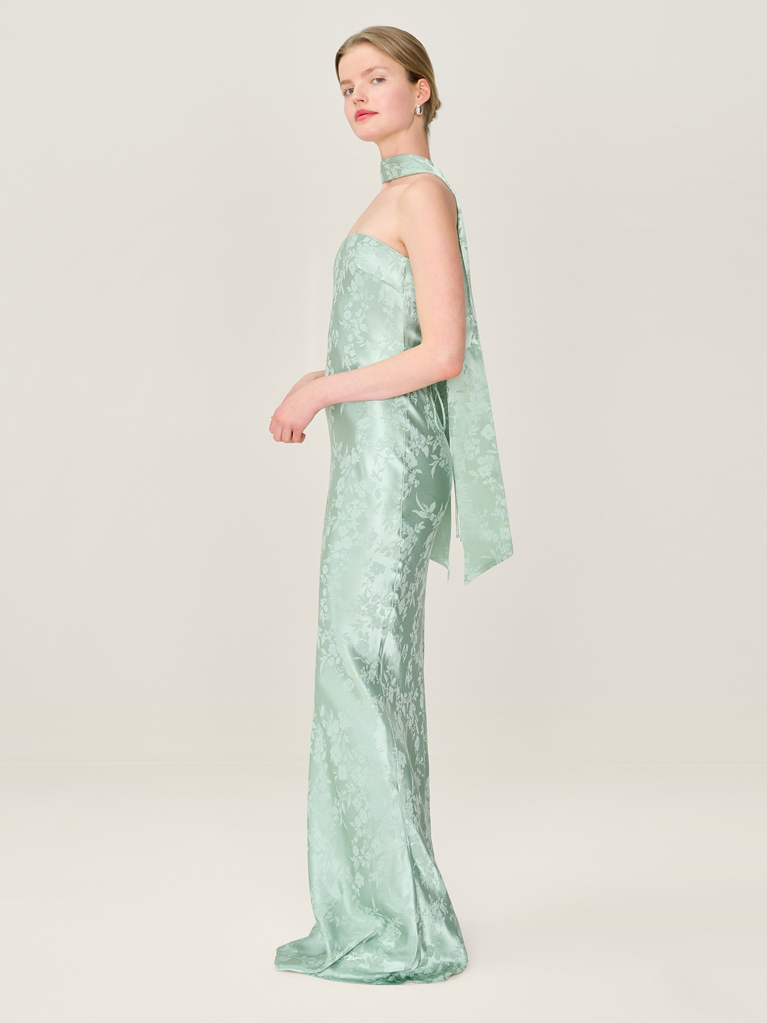 Omnes Scarlett Jacquard Woven Women Scarf - Sage Omnes Scarlett Jacquard Woven Women Scarf - Sage