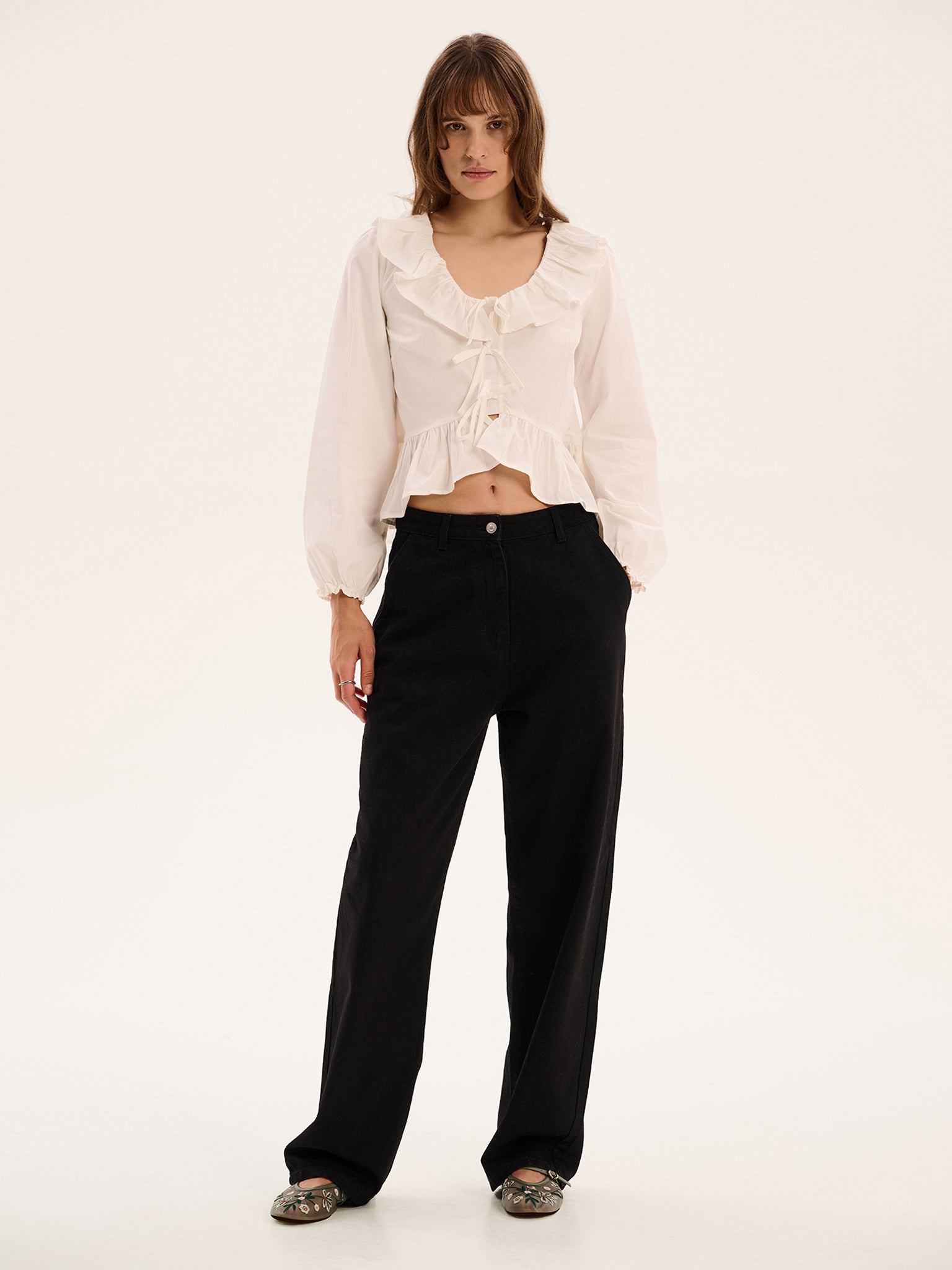 Selena Frill Blouse in White – OMNES