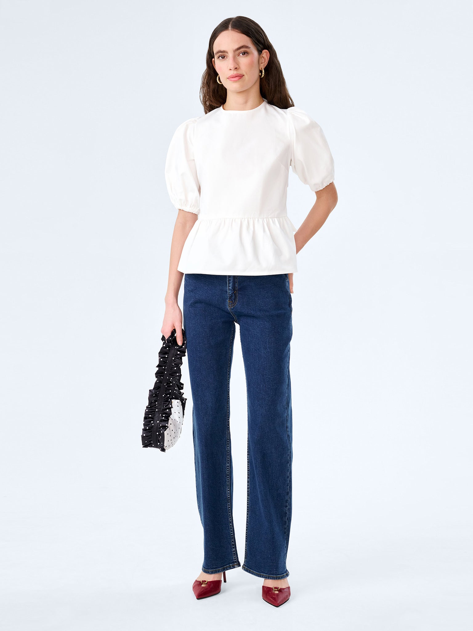 Tiana Top in White – OMNES