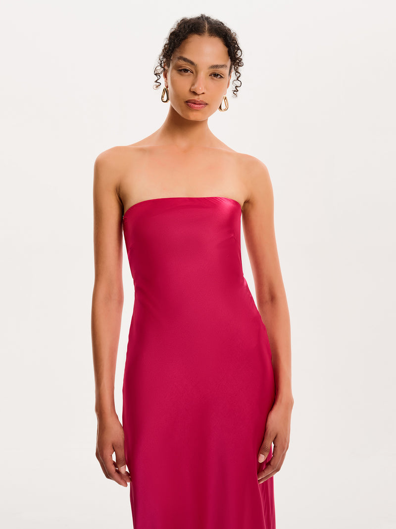 Amdra Maxi Dress in Magenta