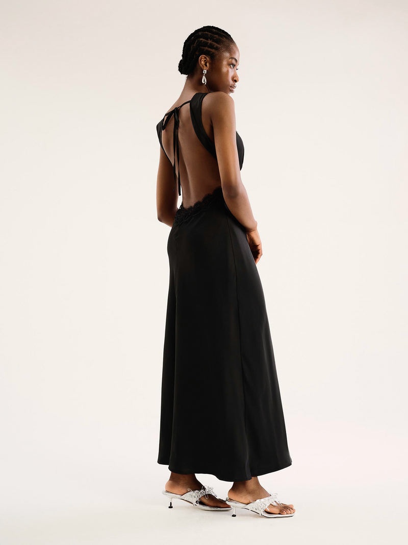 Black Maxi Dresses | Black Maxi Dresses for Women | OMNES