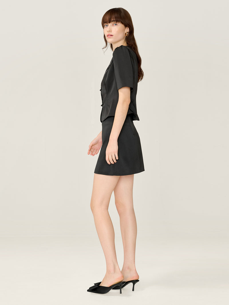 Lorelai Blouse in Black