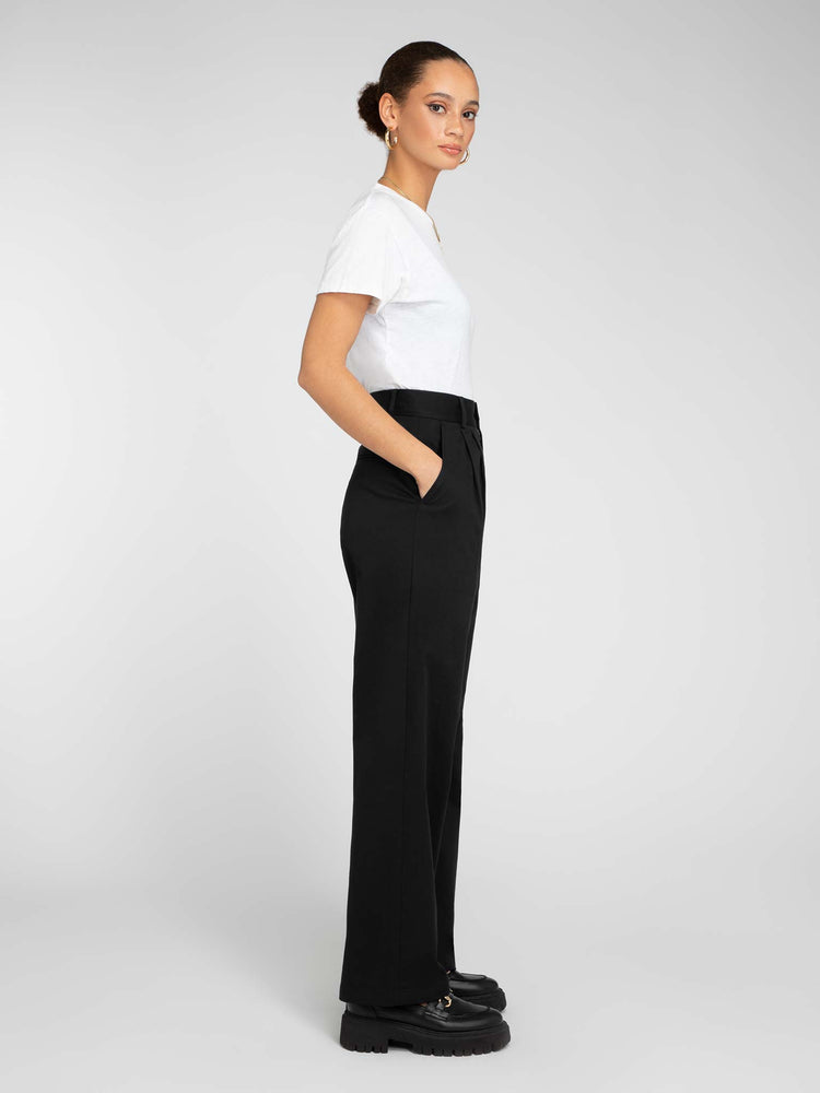 Cinnamon Relaxed Trousers in Cotton/Linen Blend - Black