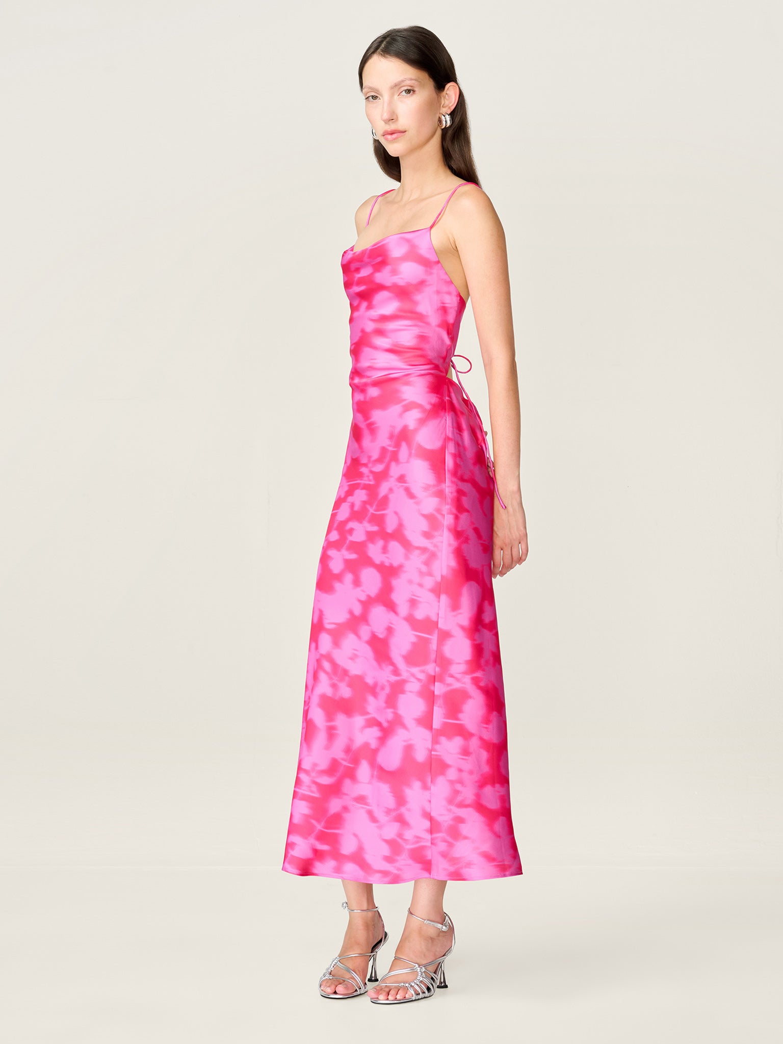 Riviera Midi Dress in Blurred Floral Magenta