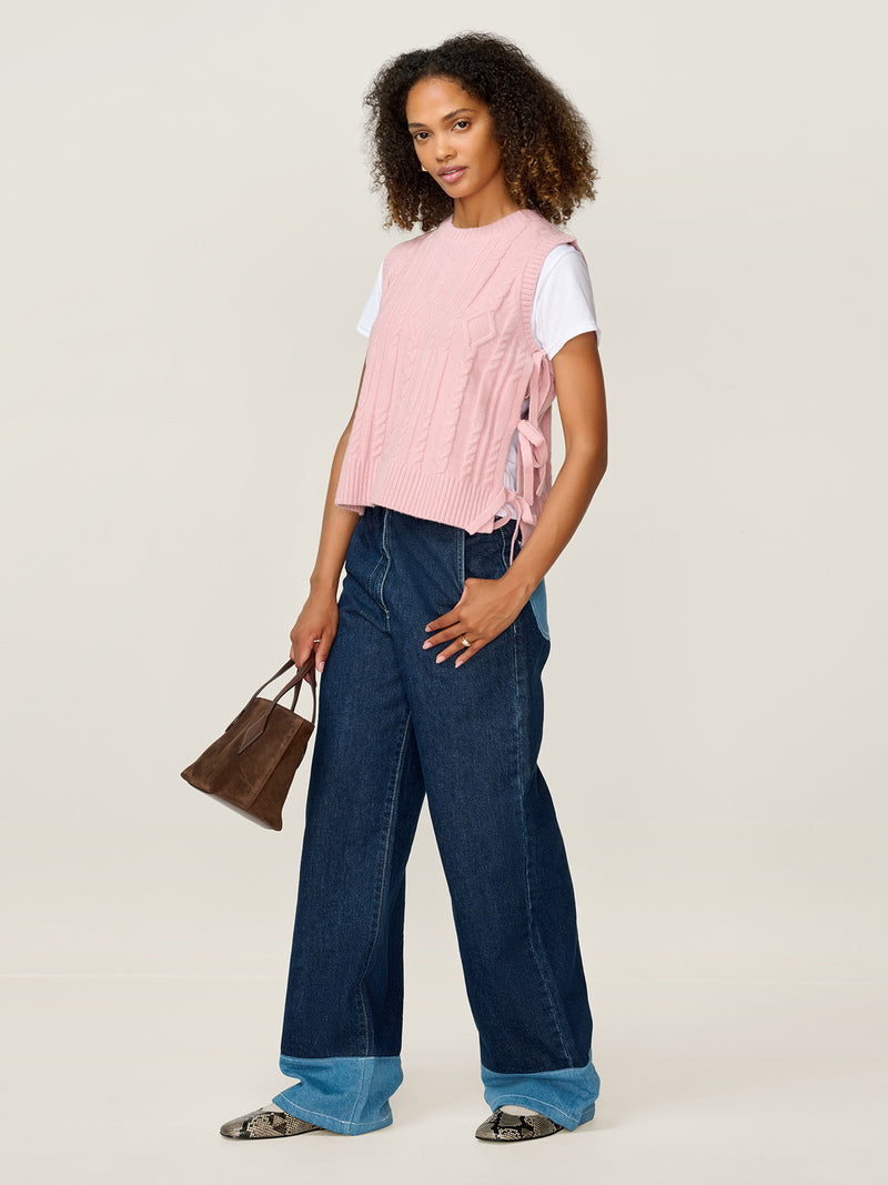 Rufus Cable Bow Side Vest in Light Pink