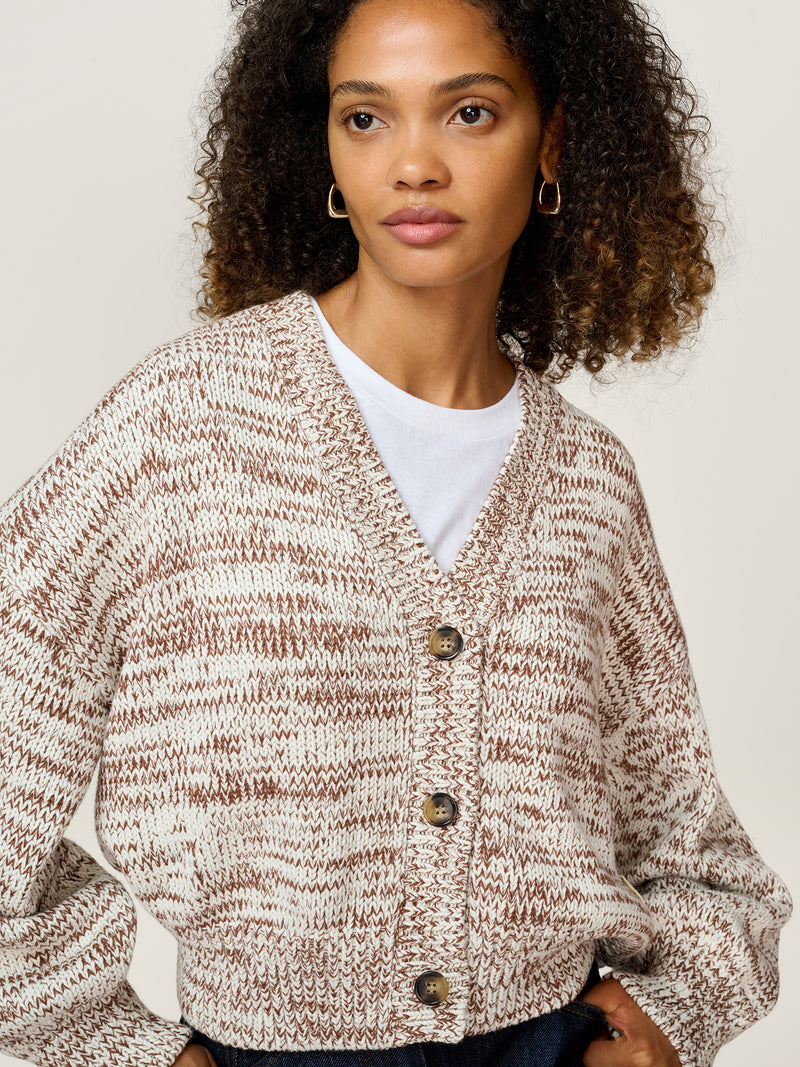 STUDIO OMNES Hopper Cardigan in Brown and Cream