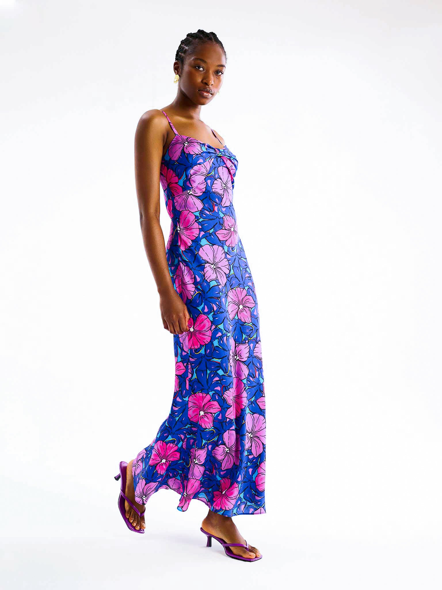 Wanda Dress in Floral Print – OMNES