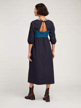 Load image into Gallery viewer, Buttercup Jersey Midi Dress in Blue Colourblock