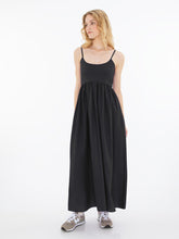 Load image into Gallery viewer, Thora Maxi Dress in Black